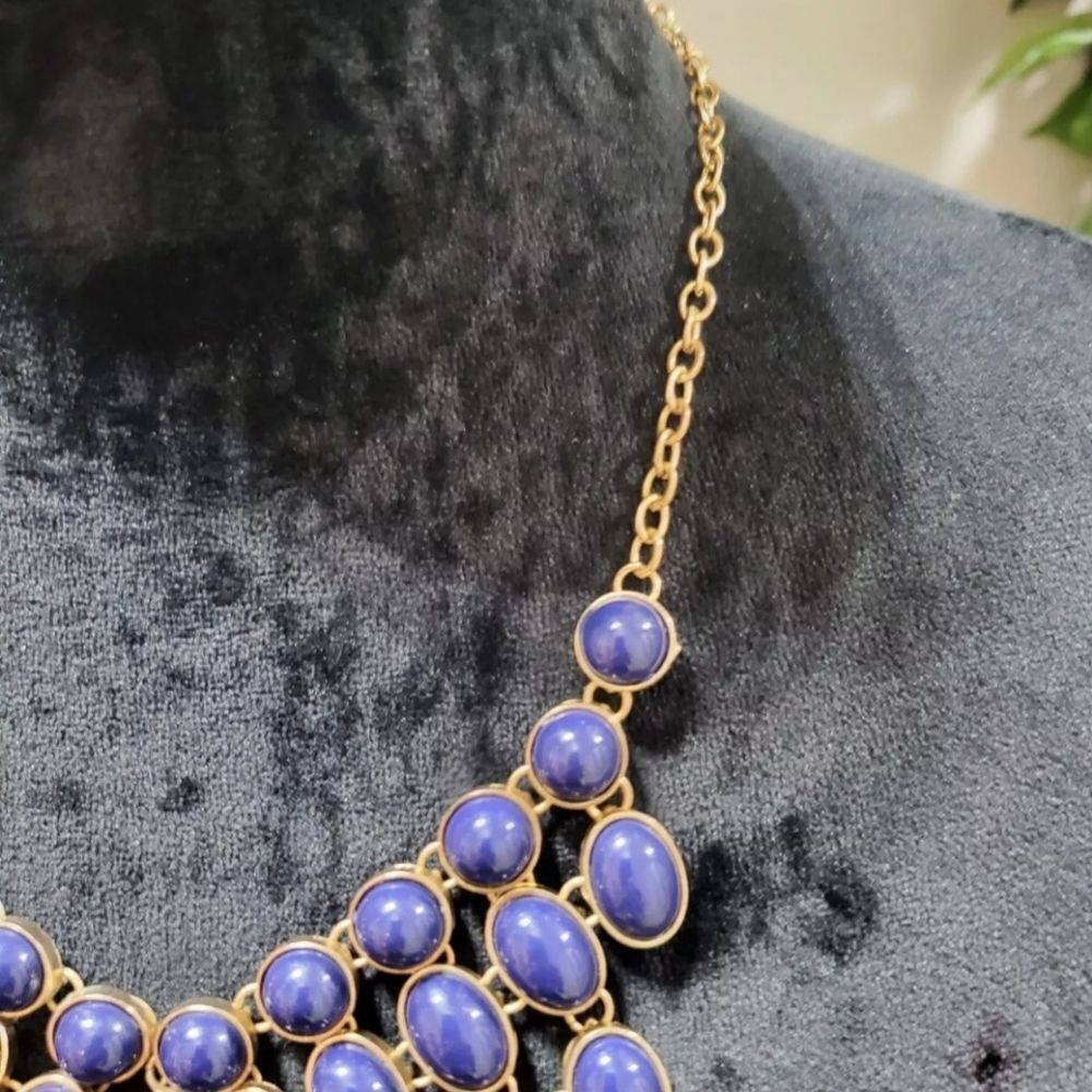 Blue Rhinestone Gold Chain Statement Necklace Vtg - Picture 3 of 8